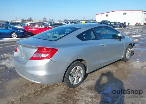 2013 Honda Civic Lx z USA, uszkodzony, nr VIN 2HGFG3B58DH528307